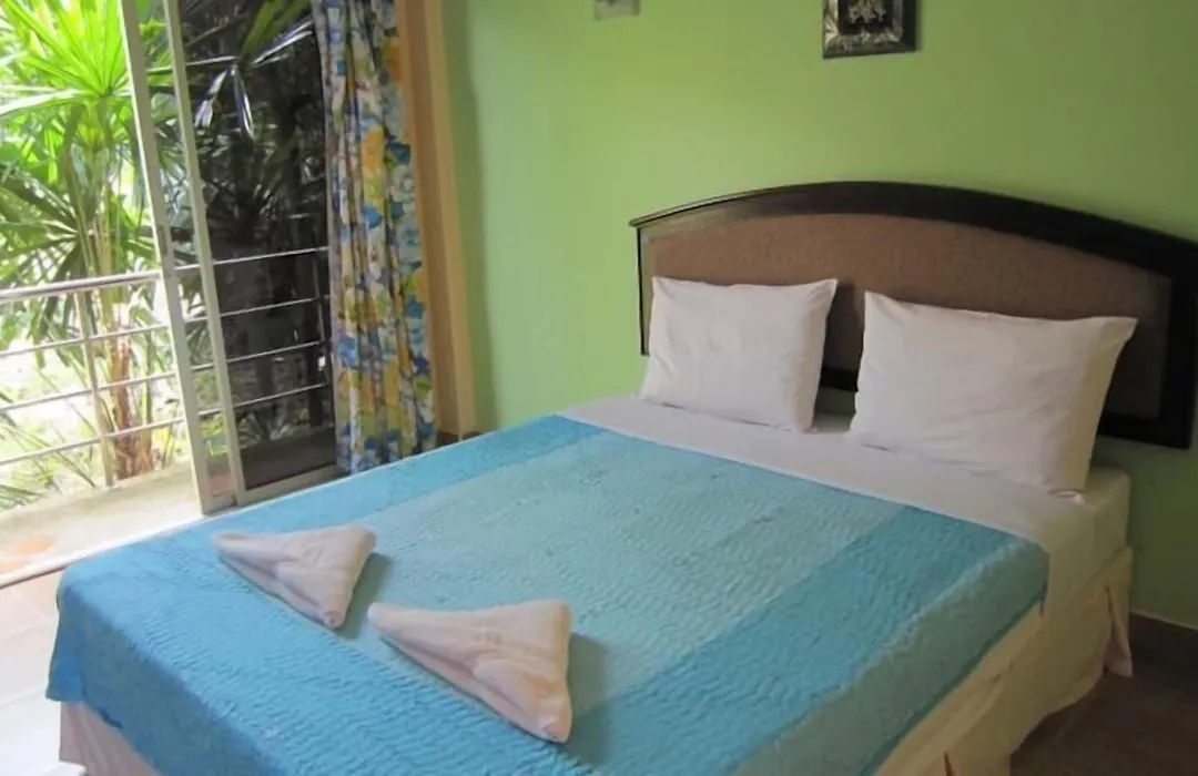 Baan To Guesthouse-1